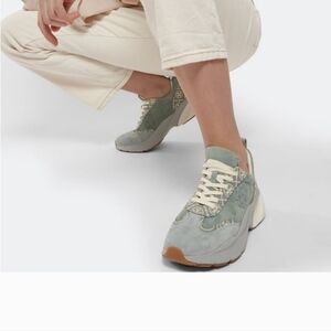 Tory Burch Women's Sneakers in Green and Cream